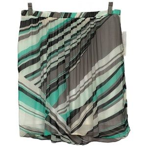 🛍 5 for $25 NWT ELLA MOSS Kalediscope Green/Gray/White Skirt L